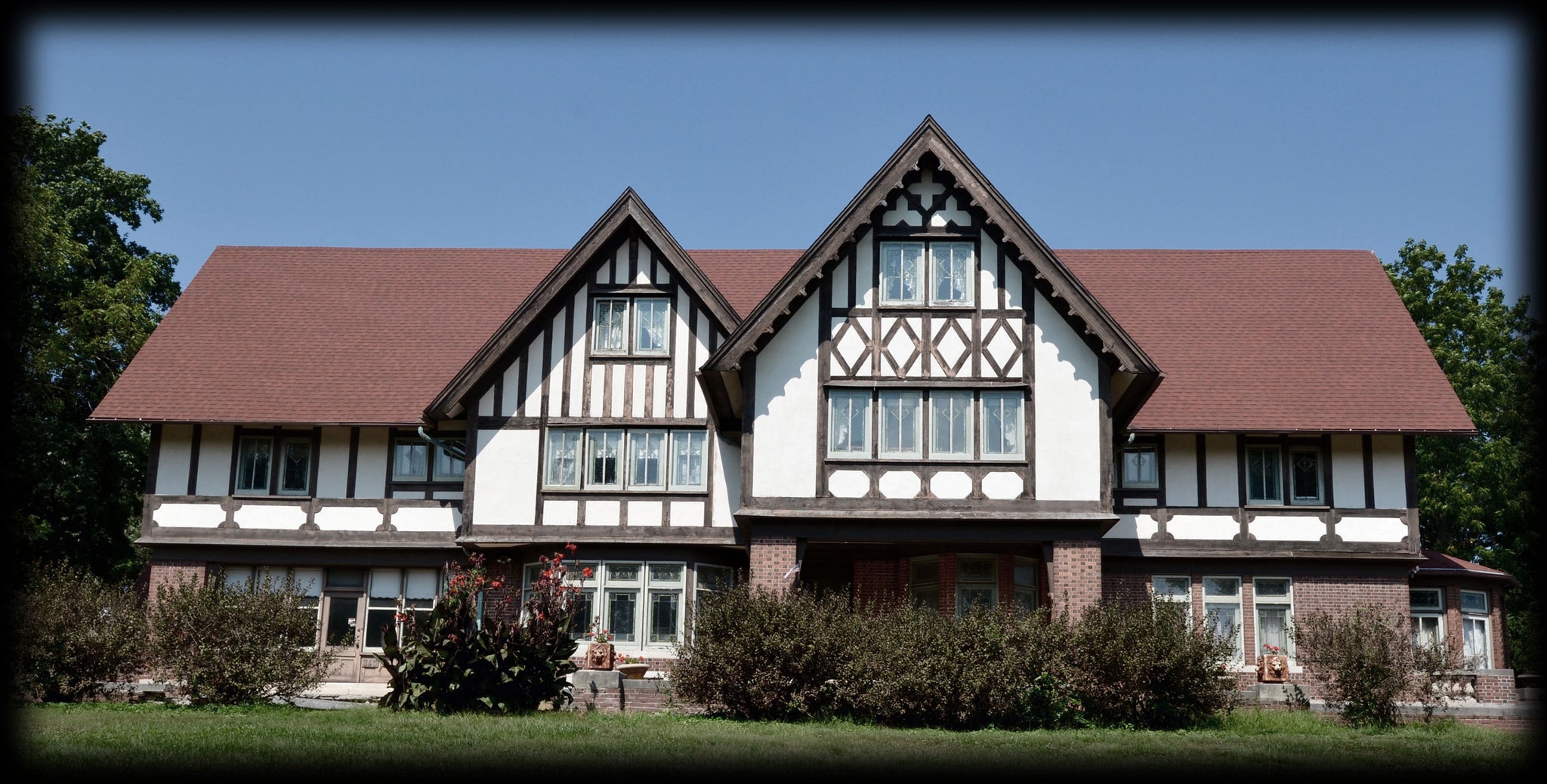 Prairie Style Home Colonial 1251x704